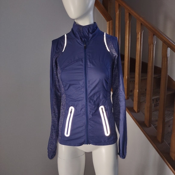 LULULEMON Another Mile running jacket with reflective - Picture 1 of 9